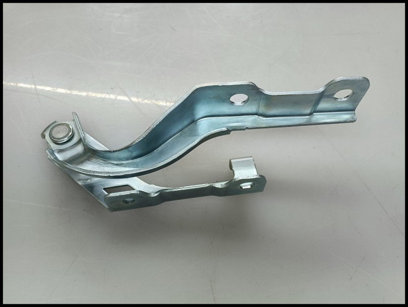 ZS 2018-2024 Right Hood Hinge