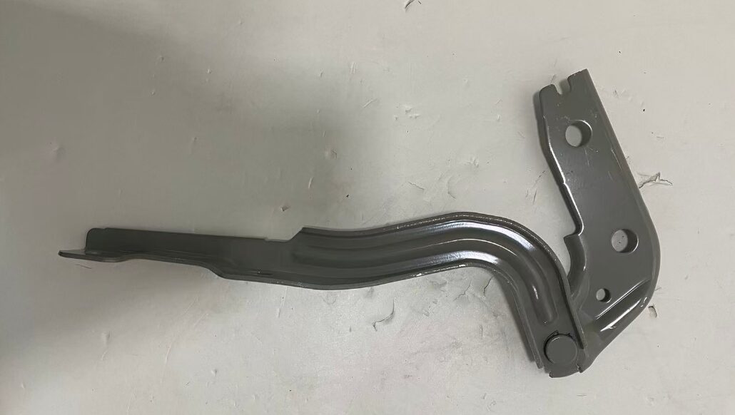Omoda 5 Chery Omoda 5 T19C Hood Hinge Right OE 553000321AADYJ