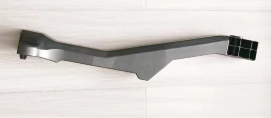 Omoda 5 Chery Omoda 5 Skid Plate Mounting Bracket Assembly Right OE 602001933AA