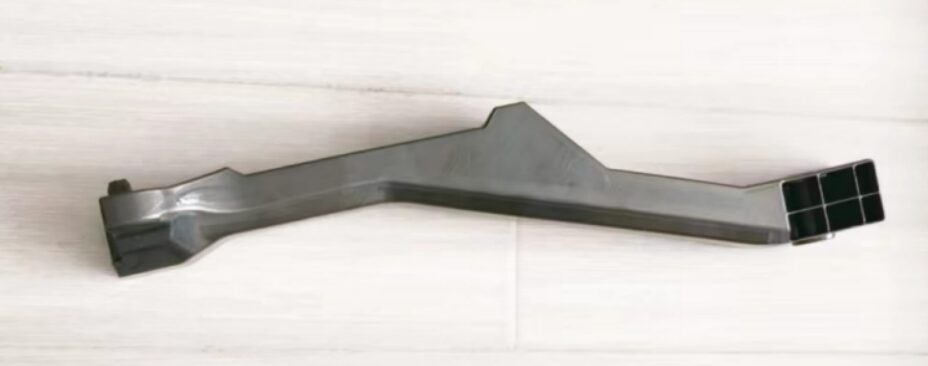 Omoda 5 Chery Omoda 5 Skid Plate Mounting Bracket Assembly Left OE 602002495AA