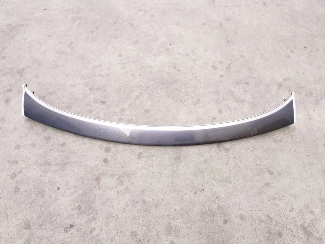 Omoda 5 Chery Omoda 5 Trunklid Upper Trim Panel Assembly OE 609001346AA